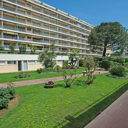 #pacagroom# Alexandre Iii Apartmán Cannes
