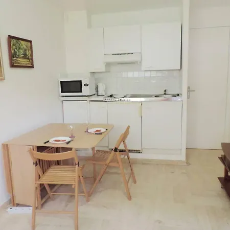 #pacagroom# Alexandre Iii Apartment